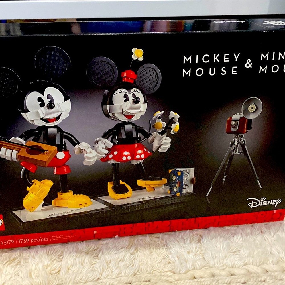 Unopened box Mickey and Minnie Lego